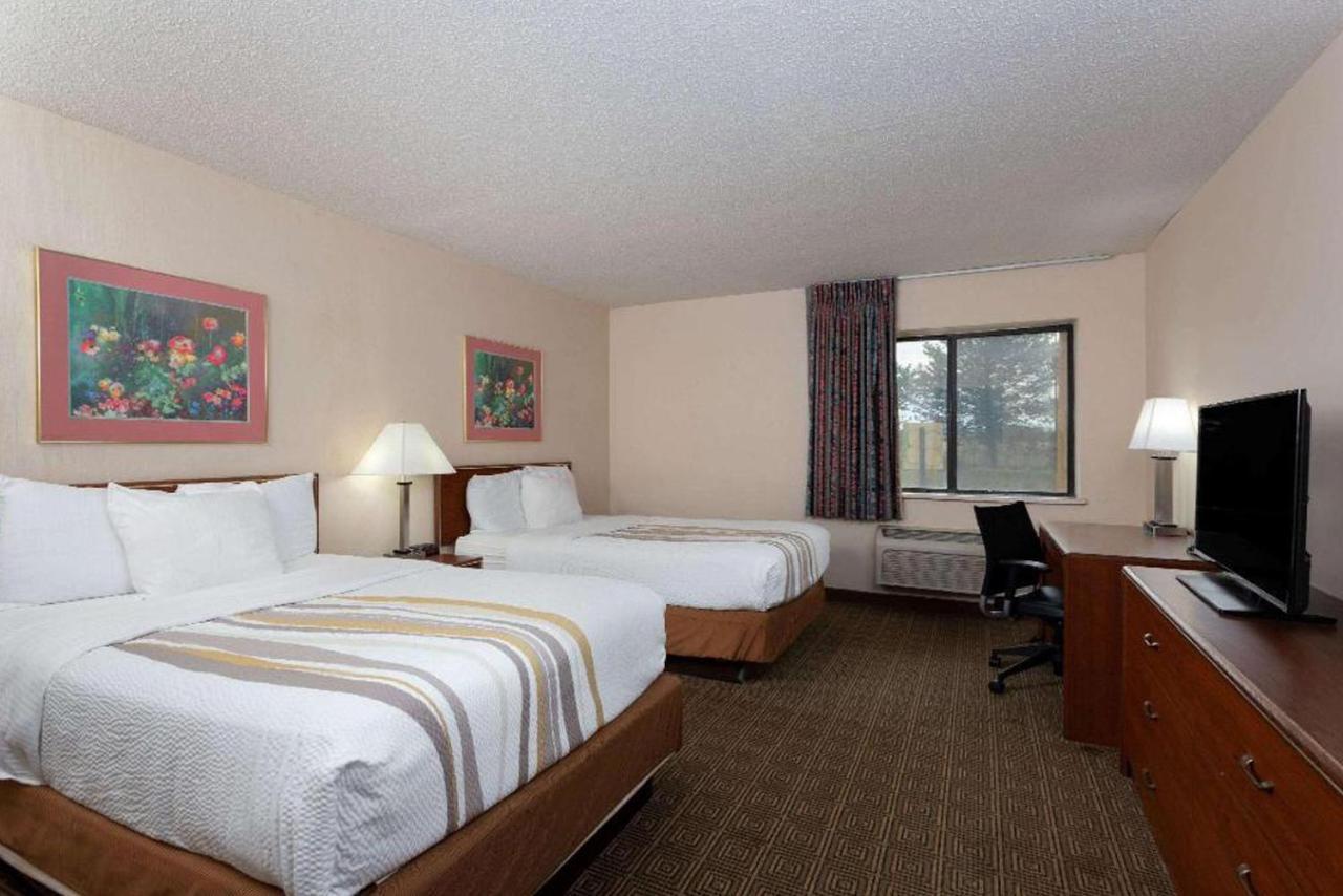 Norwood Inn & Suites Indianapolis East Post Drive Dış mekan fotoğraf