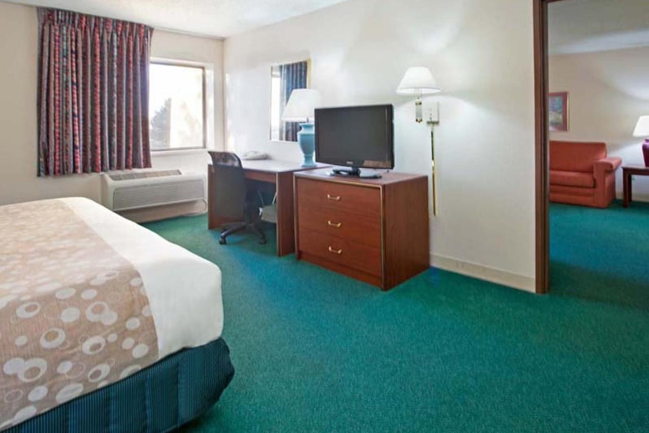 Norwood Inn & Suites Indianapolis East Post Drive Dış mekan fotoğraf