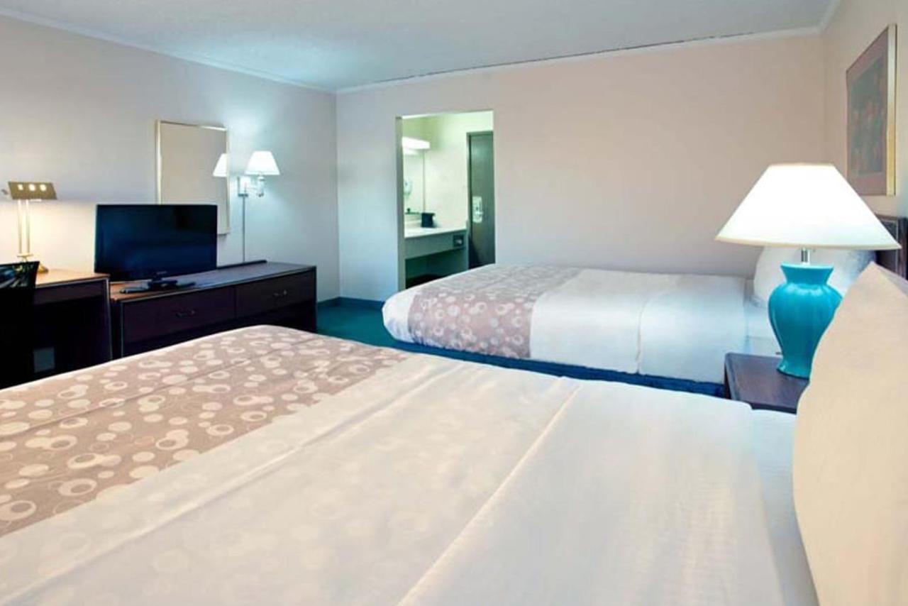 Norwood Inn & Suites Indianapolis East Post Drive Dış mekan fotoğraf