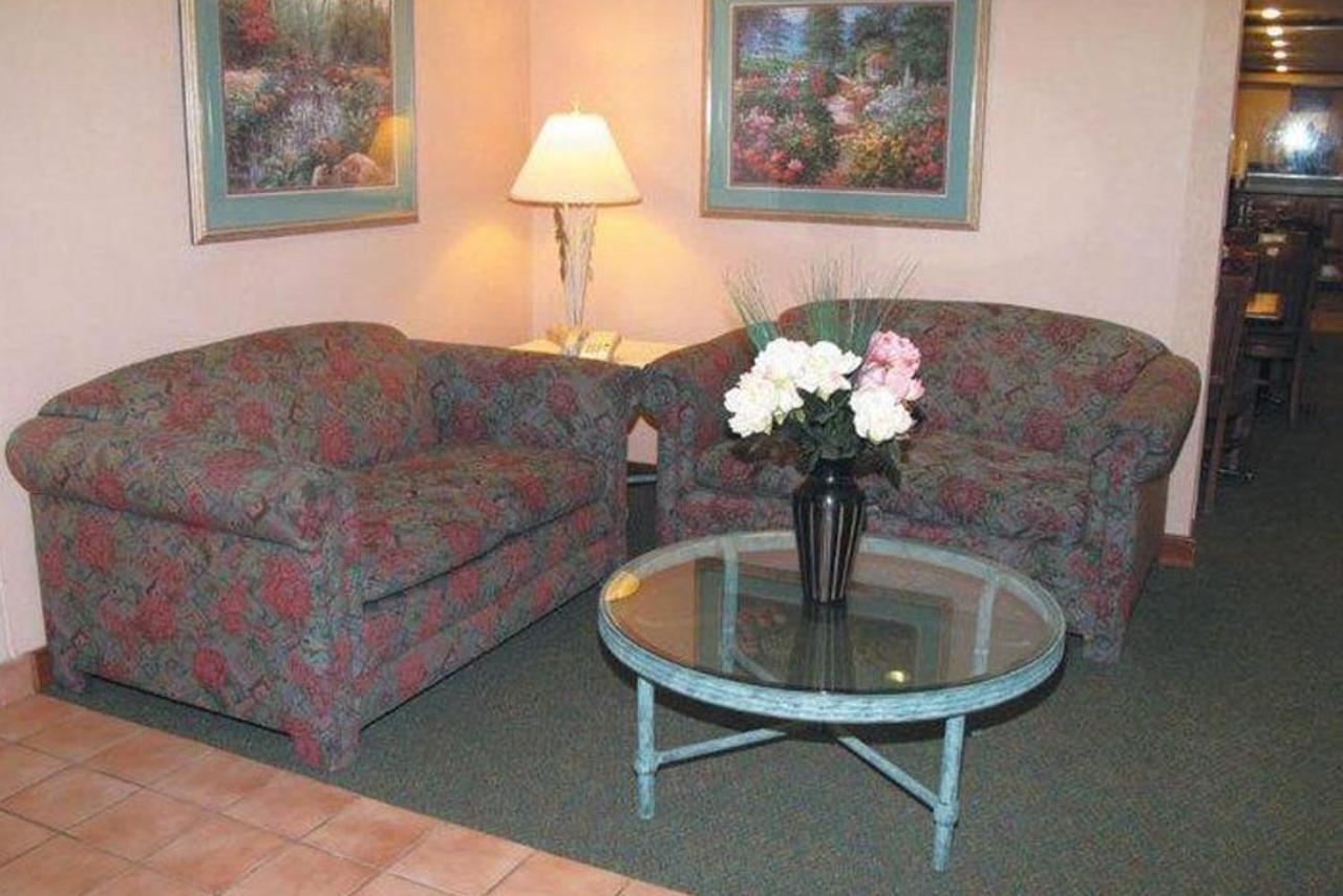 Norwood Inn & Suites Indianapolis East Post Drive Dış mekan fotoğraf